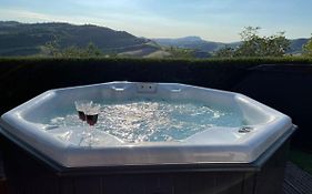 Villa Tamara Country & Spa Suites